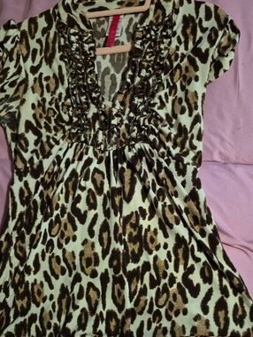 Ruffled V-Neck Leopard Tunic Top - Brown/Black
